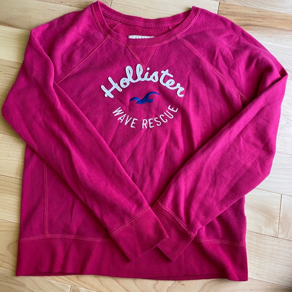 Hollister sweater
